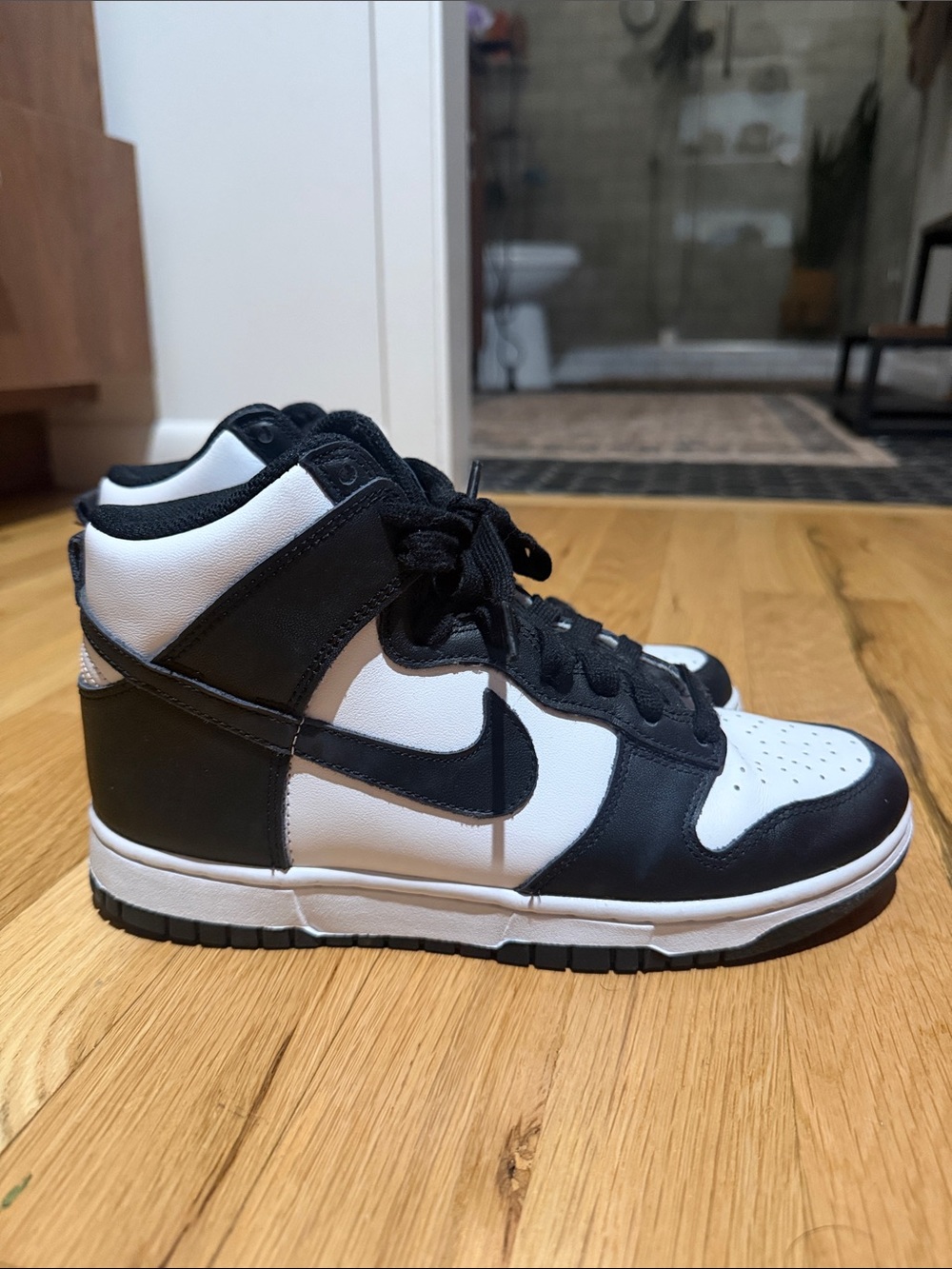 Women’s High-Top Sneakers - Black and White